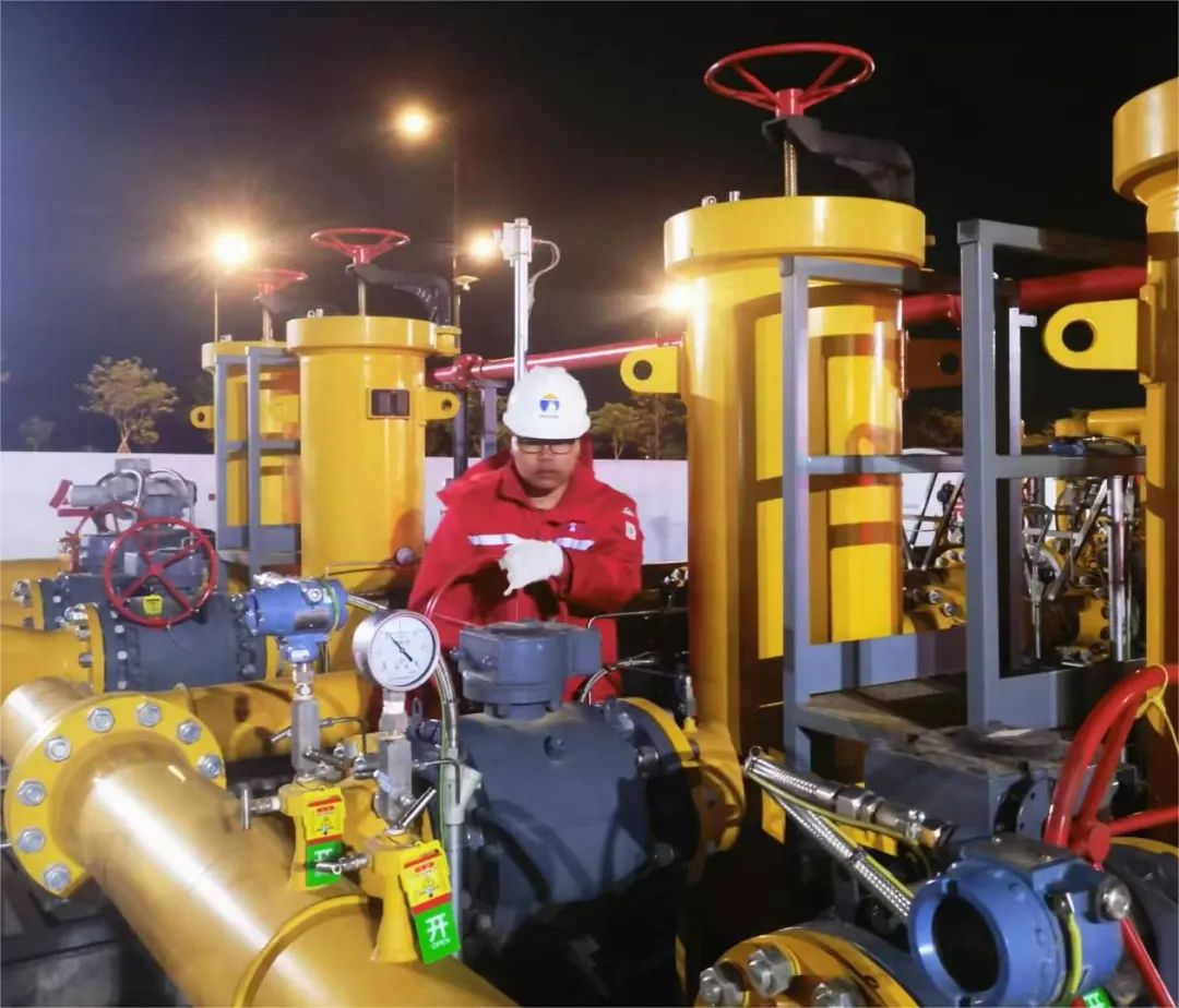 南寧能源集團(tuán)伶俐天然氣LNG儲(chǔ)配站二期項(xiàng)目順利實(shí)現(xiàn)管道天然氣供應(yīng)切換